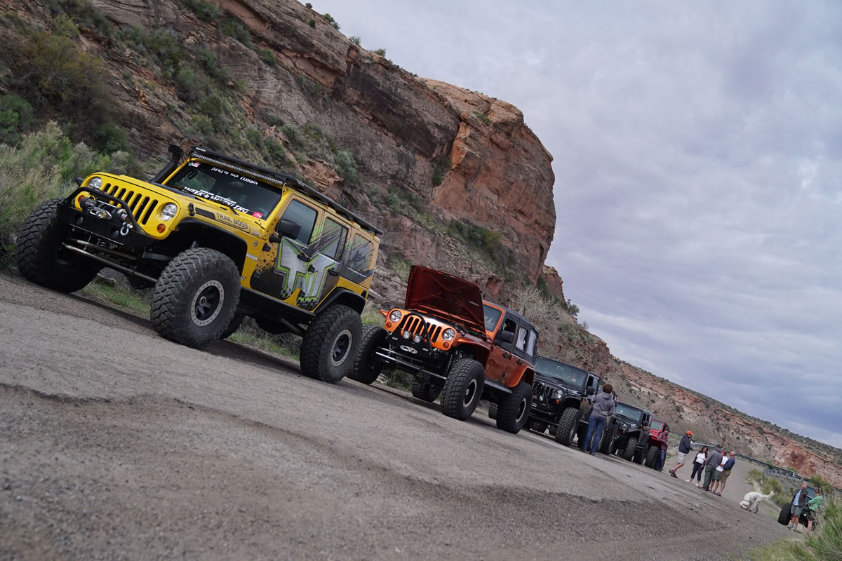 Jeeps lined up at the trailhead