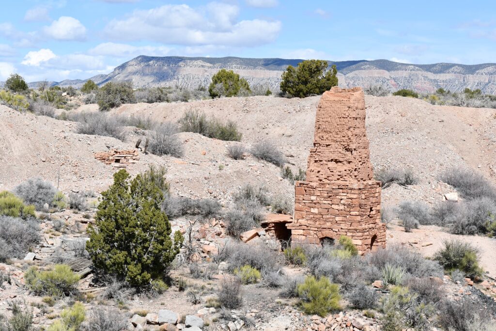 The kiln at the old Grand Gulch mine site.